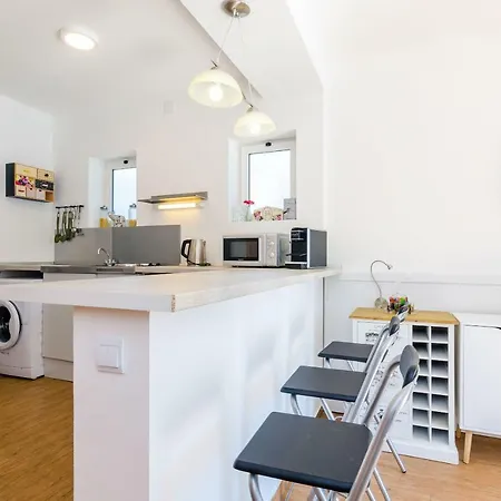 Leona V1 Apartment Gruda